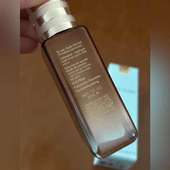Estée Lauder Advanced Night Repair Rescue Solution Serum - Picture 3 of 7